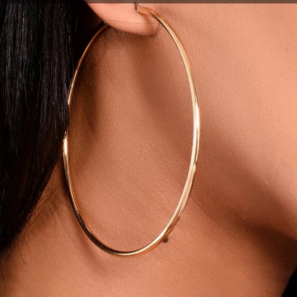 Beautiful Gold Hoop Earrings